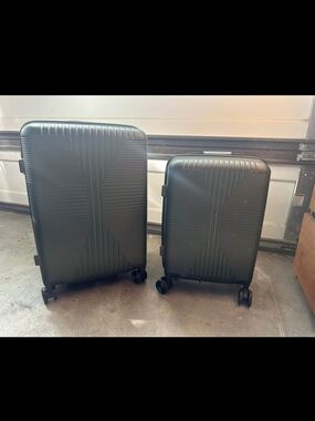 Set of 2 Hard Shell Spinner Luggage - Matte Black